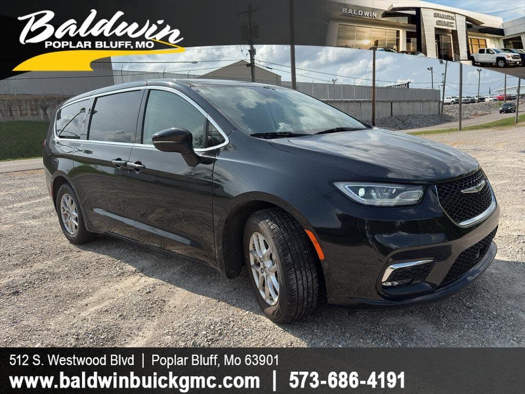 2023 CHRYSLER Pacifica