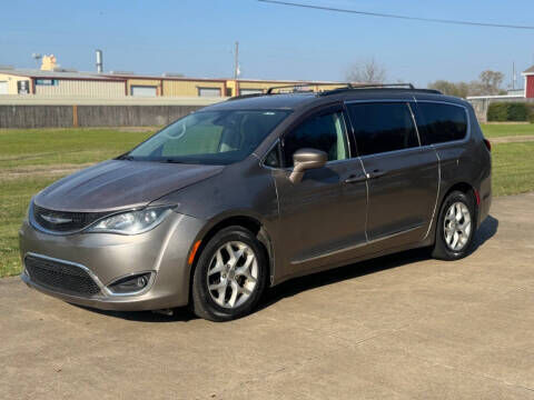 2017 CHRYSLER Pacifica