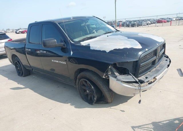 2011 DODGE Ram