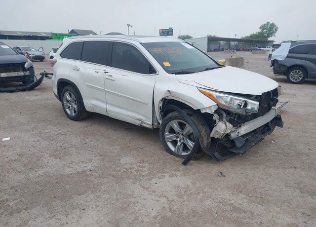 2015 TOYOTA Highlander
