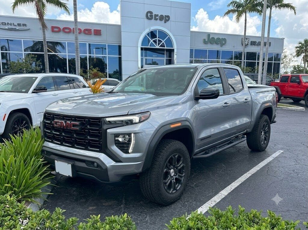 2023 GMC Canyon