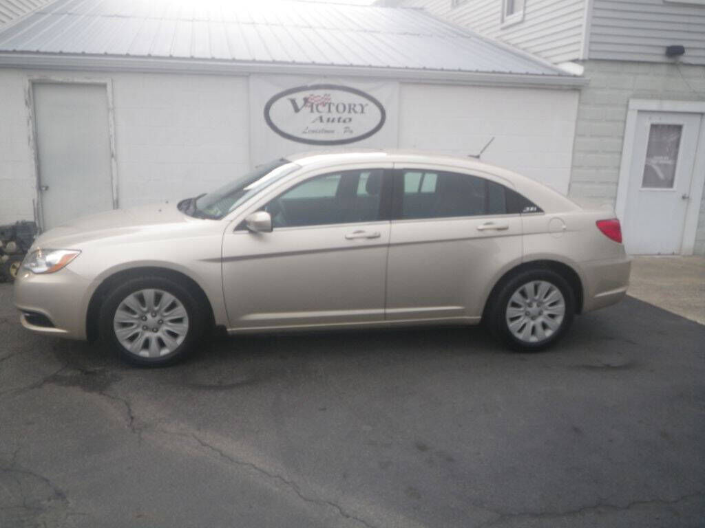 2013 CHRYSLER 200