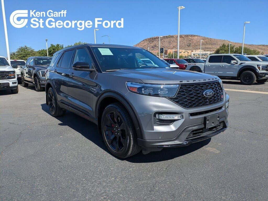 2021 FORD Explorer