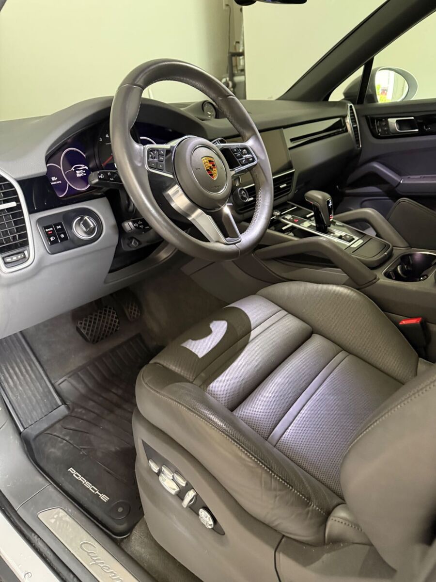 2021 PORSCHE Cayenne
