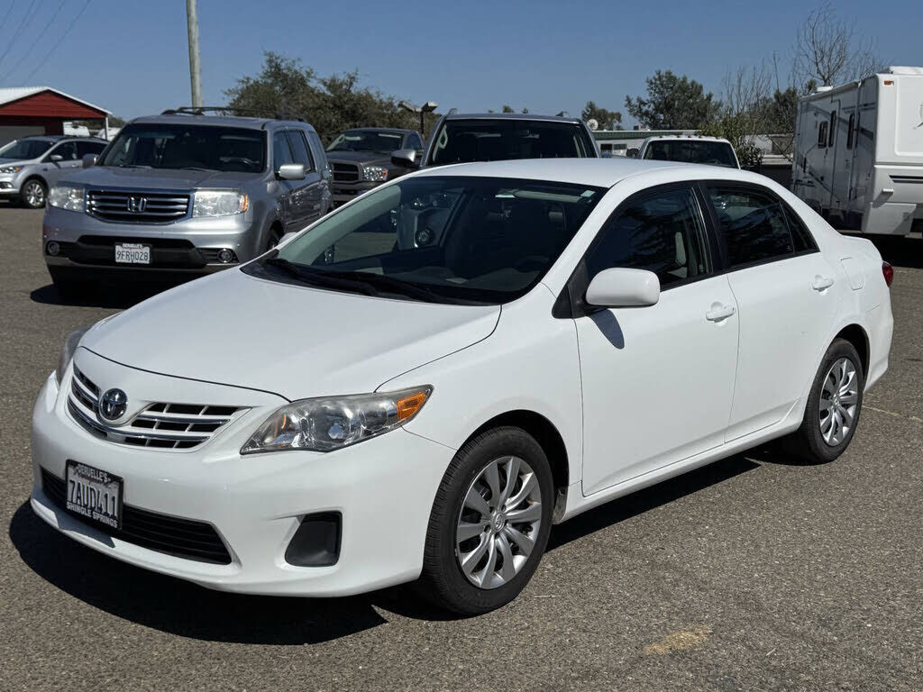 2013 TOYOTA Corolla
