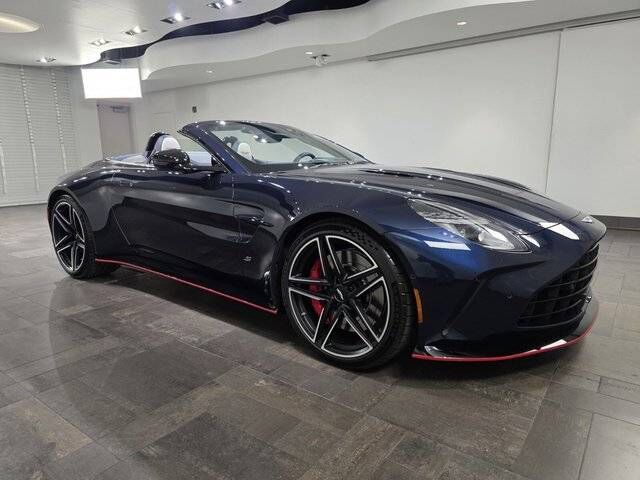 2026 ASTON MARTIN Vantage