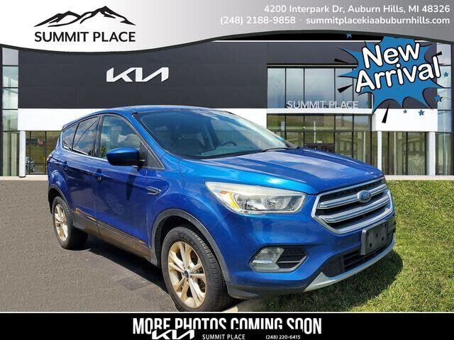 2017 FORD Escape