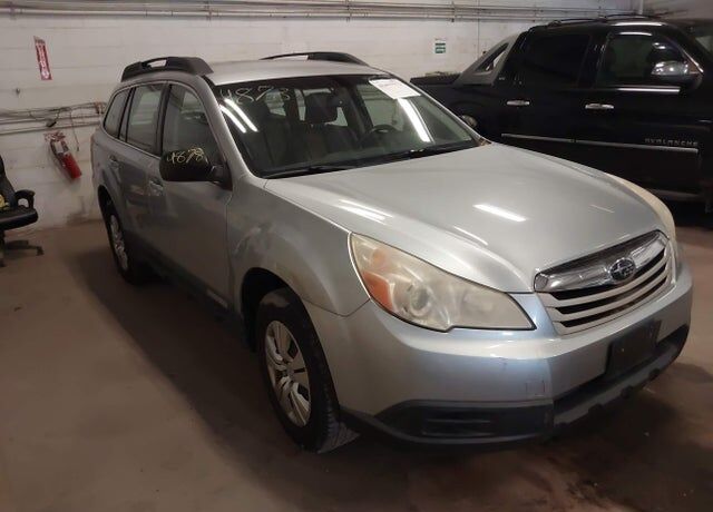 2012 SUBARU Outback