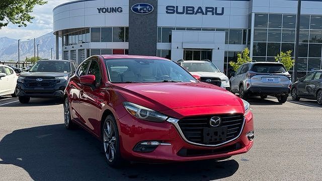 2018 MAZDA Mazda3