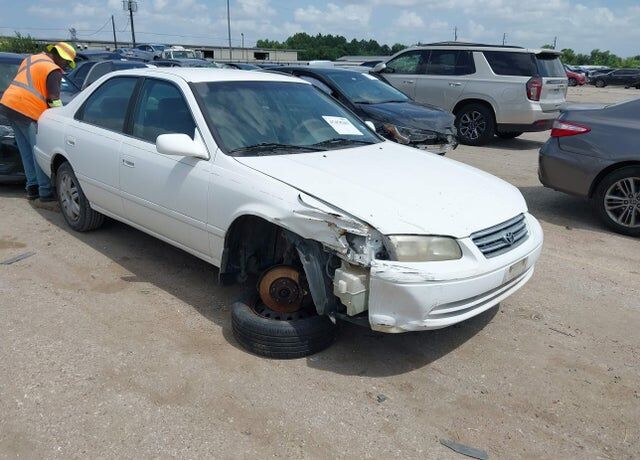 2000 TOYOTA Camry