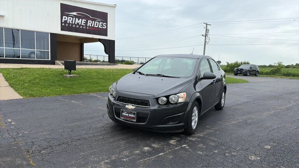 2015 CHEVROLET Sonic
