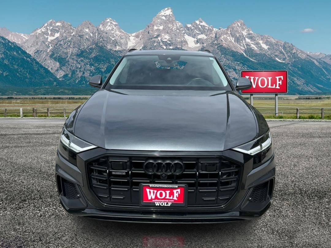 2022 Audi Q8