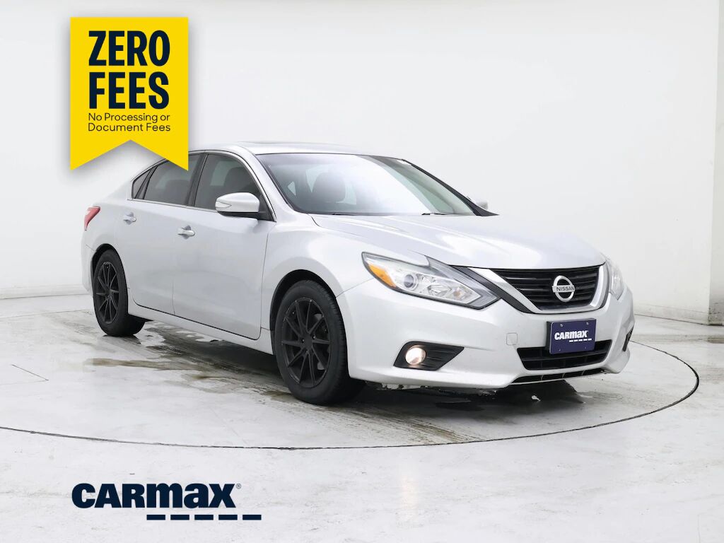 2017 NISSAN Altima
