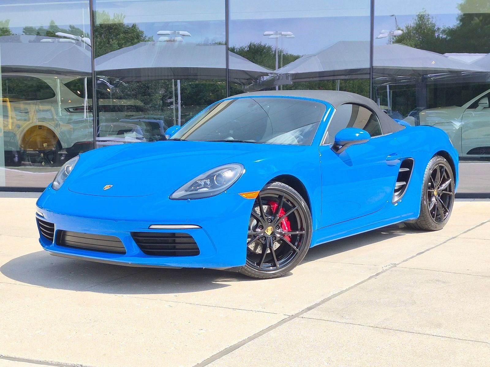 2025 PORSCHE 718