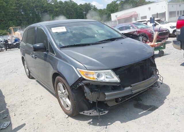 2011 HONDA Odyssey