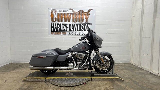 2026 HARLEY DAVIDSON FLHX / Street Glide