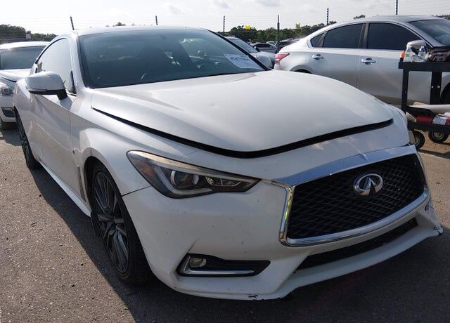 2017 INFINITI Q60
