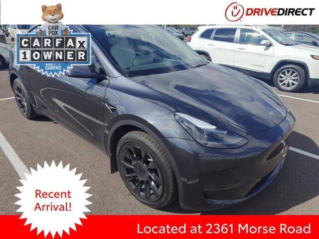 2024 TESLA Model Y