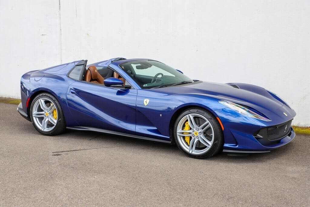 2021 FERRARI 812GTS
