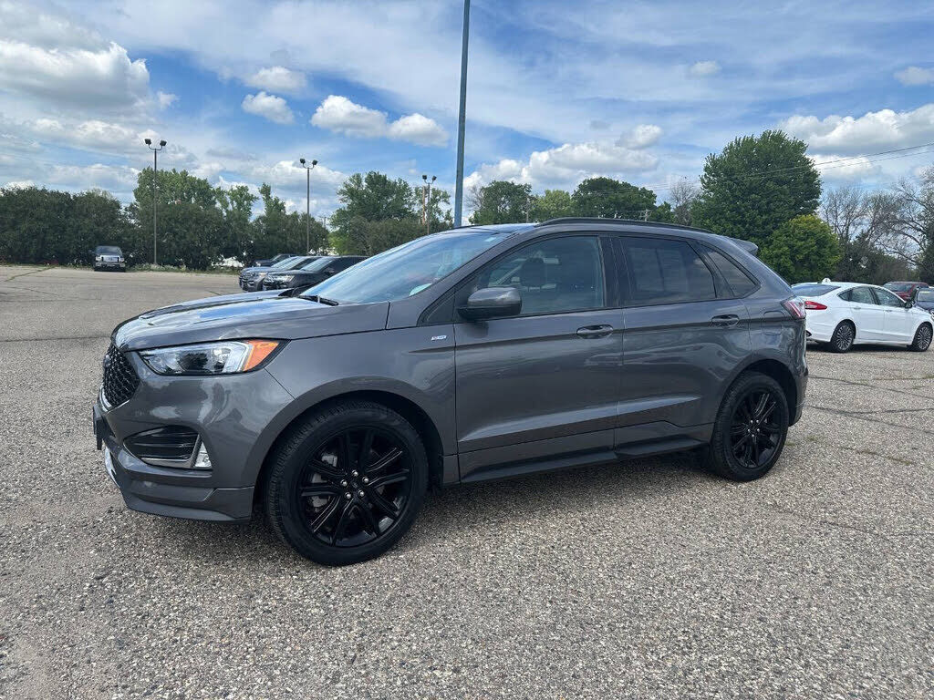2024 FORD Edge