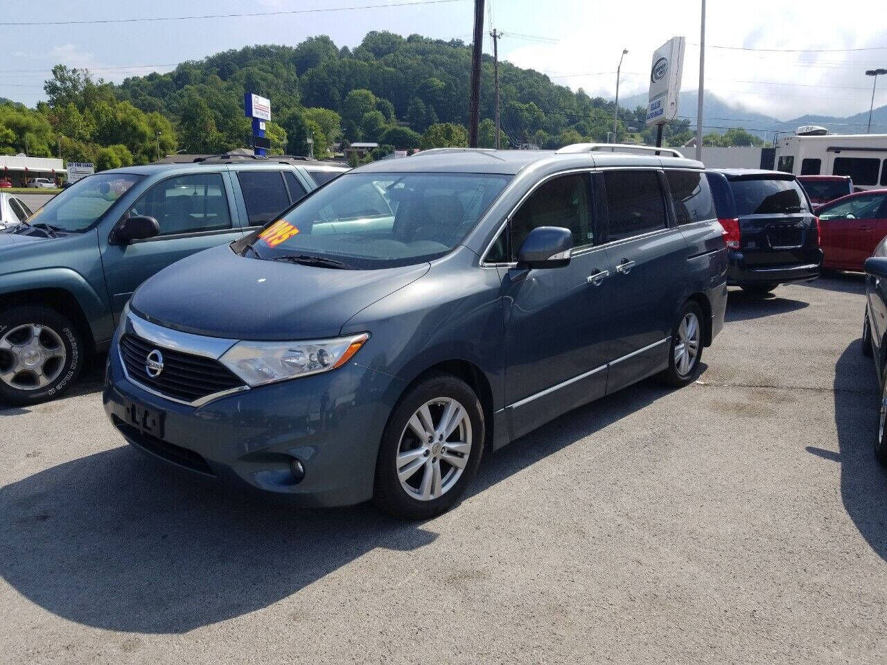 2012 NISSAN Quest