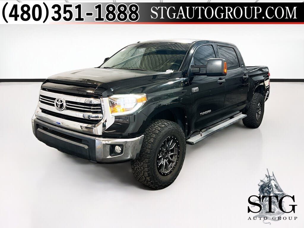 2017 TOYOTA Tundra