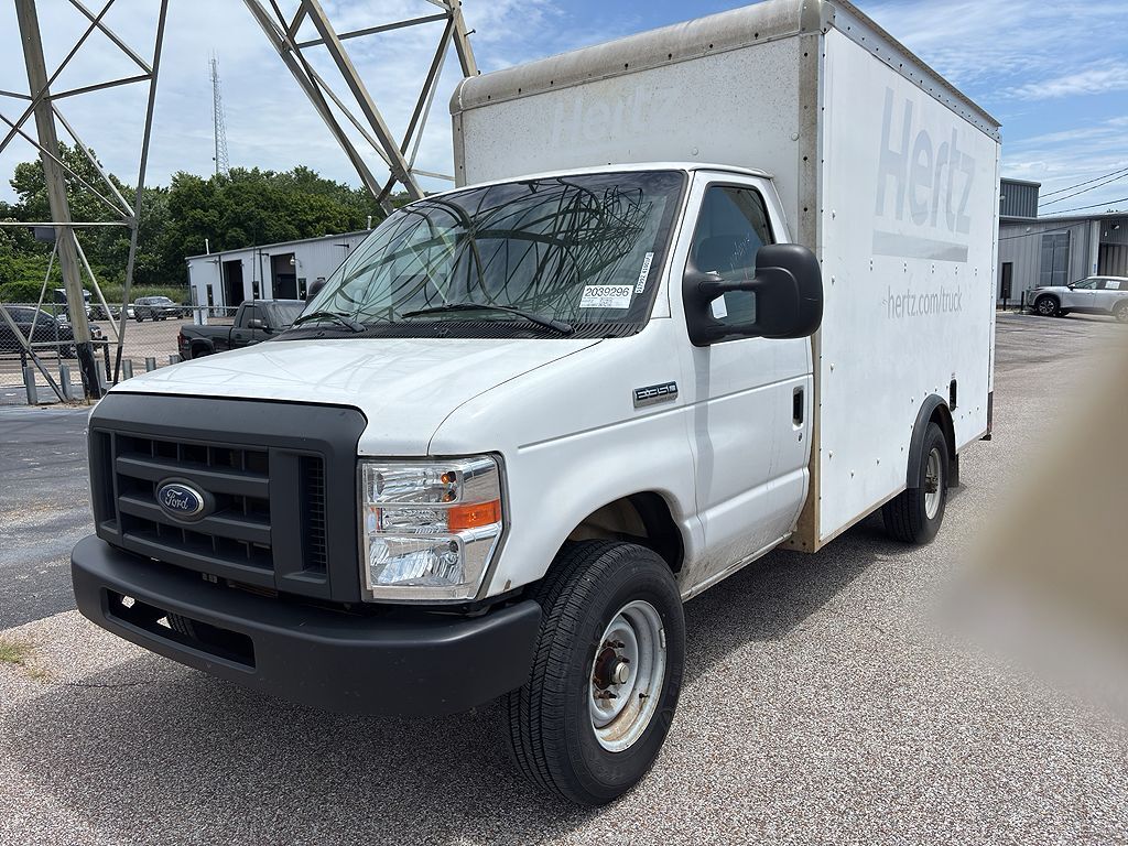 2022 FORD E-350