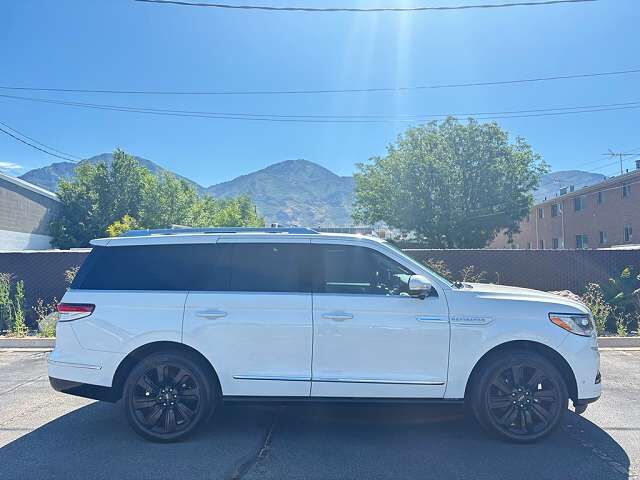 2023 LINCOLN Navigator