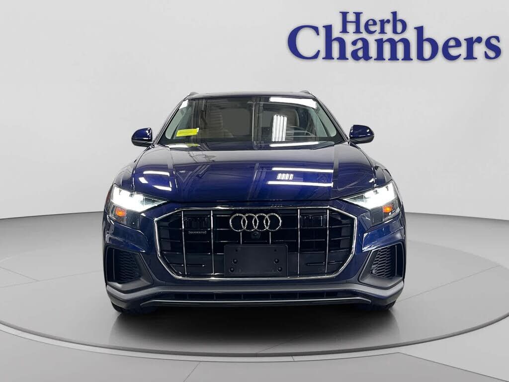 2022 Audi Q8
