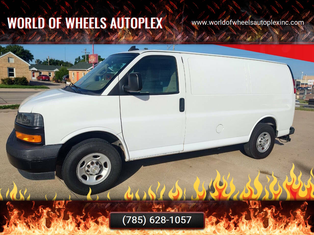 2020 CHEVROLET Express