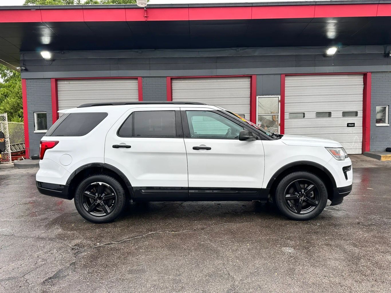 2018 FORD Explorer