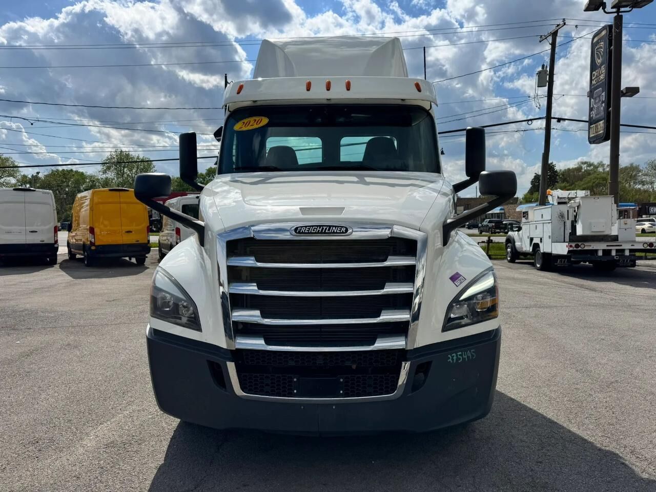 2020 FREIGHTLINER New Cascadia 126" Day cab