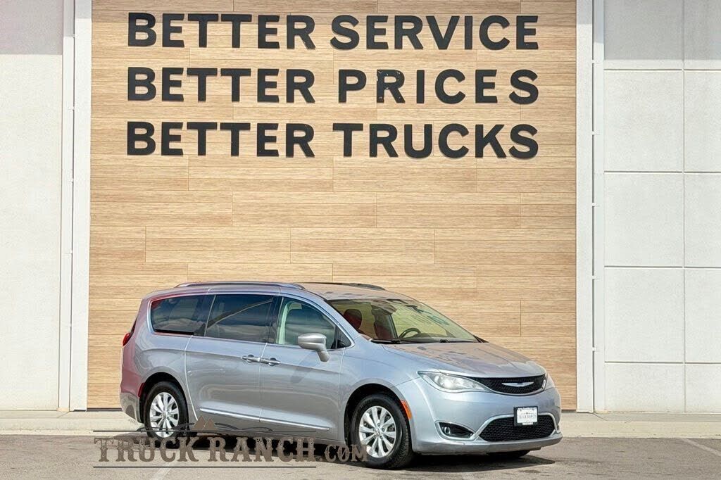 2018 CHRYSLER Pacifica