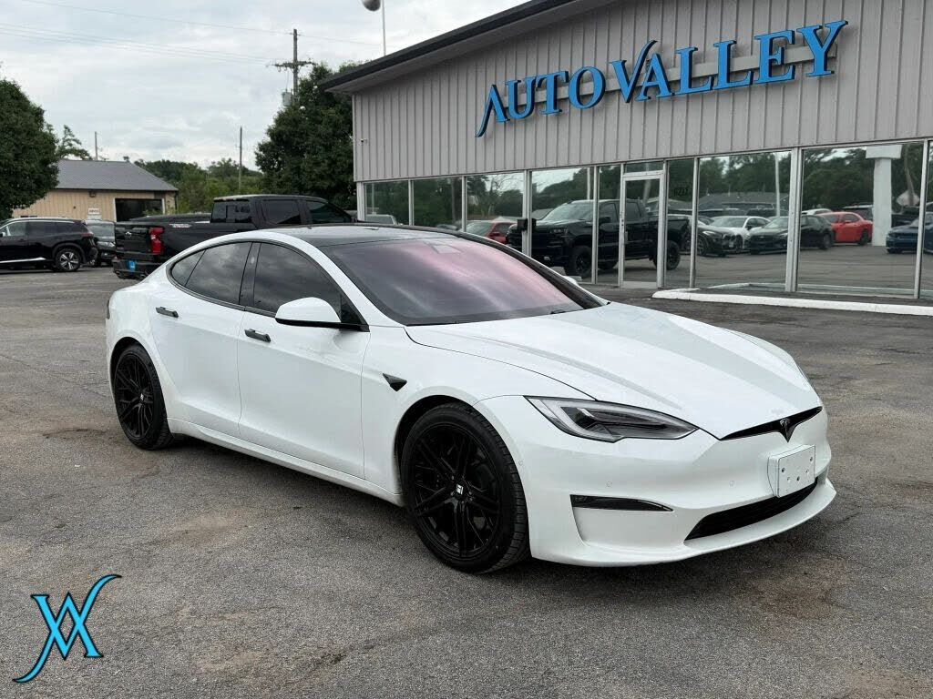 2022 TESLA Model S