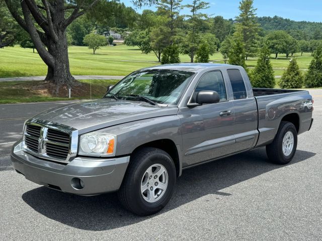 2005 DODGE Dakota