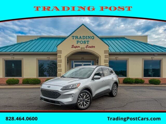 2020 FORD Escape