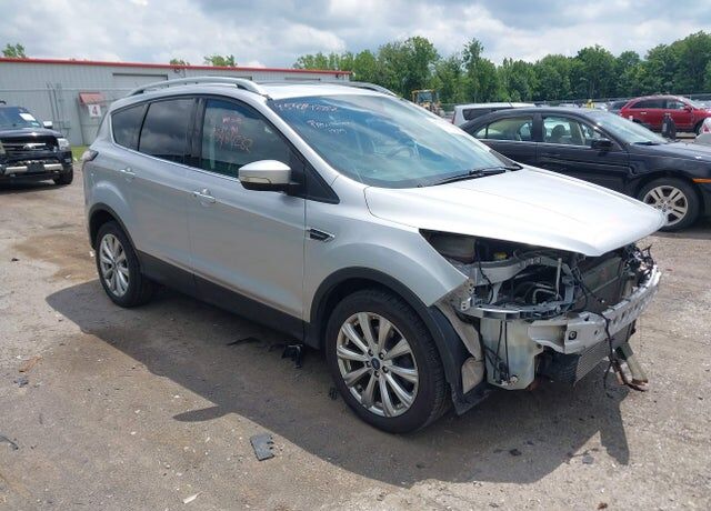2017 FORD Escape