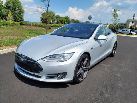 2016 TESLA Model S