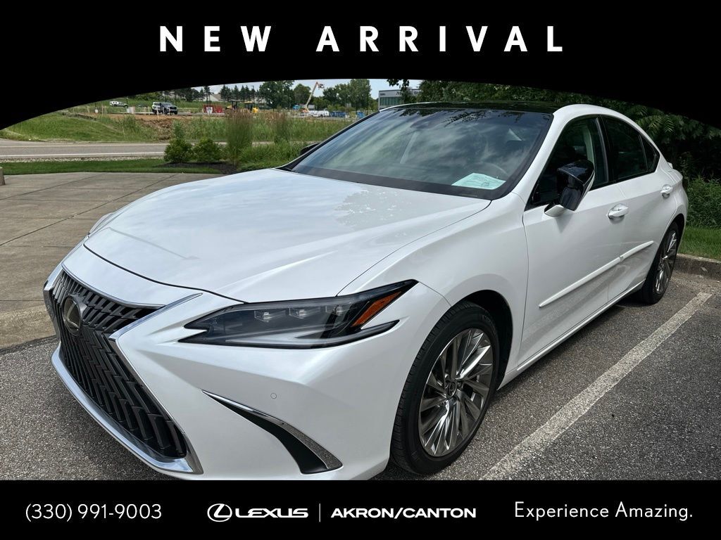 2022 LEXUS ES