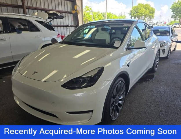2023 TESLA Model Y