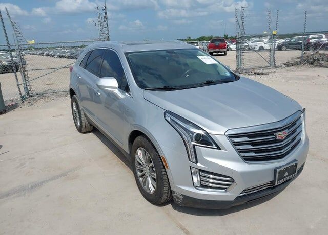 2017 CADILLAC XT5