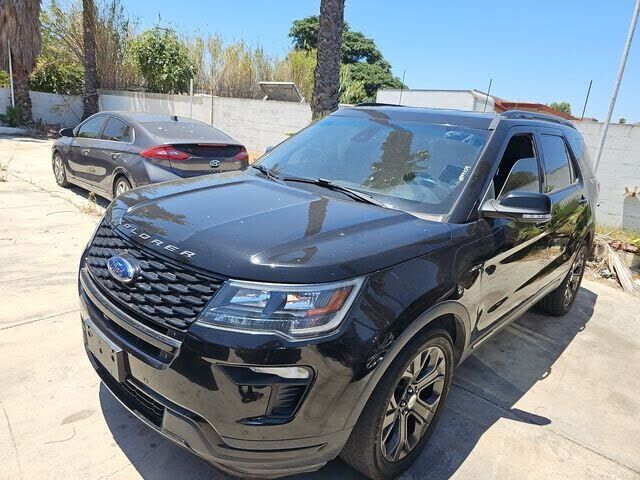 2018 FORD Explorer