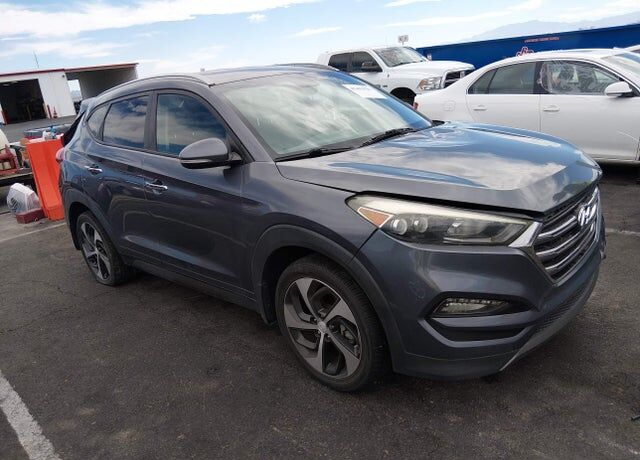 2016 HYUNDAI Tucson