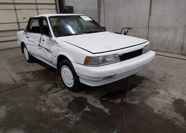 1990 TOYOTA Camry