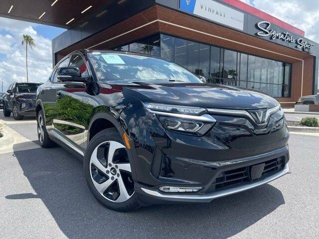 2025 VINFAST VF 8