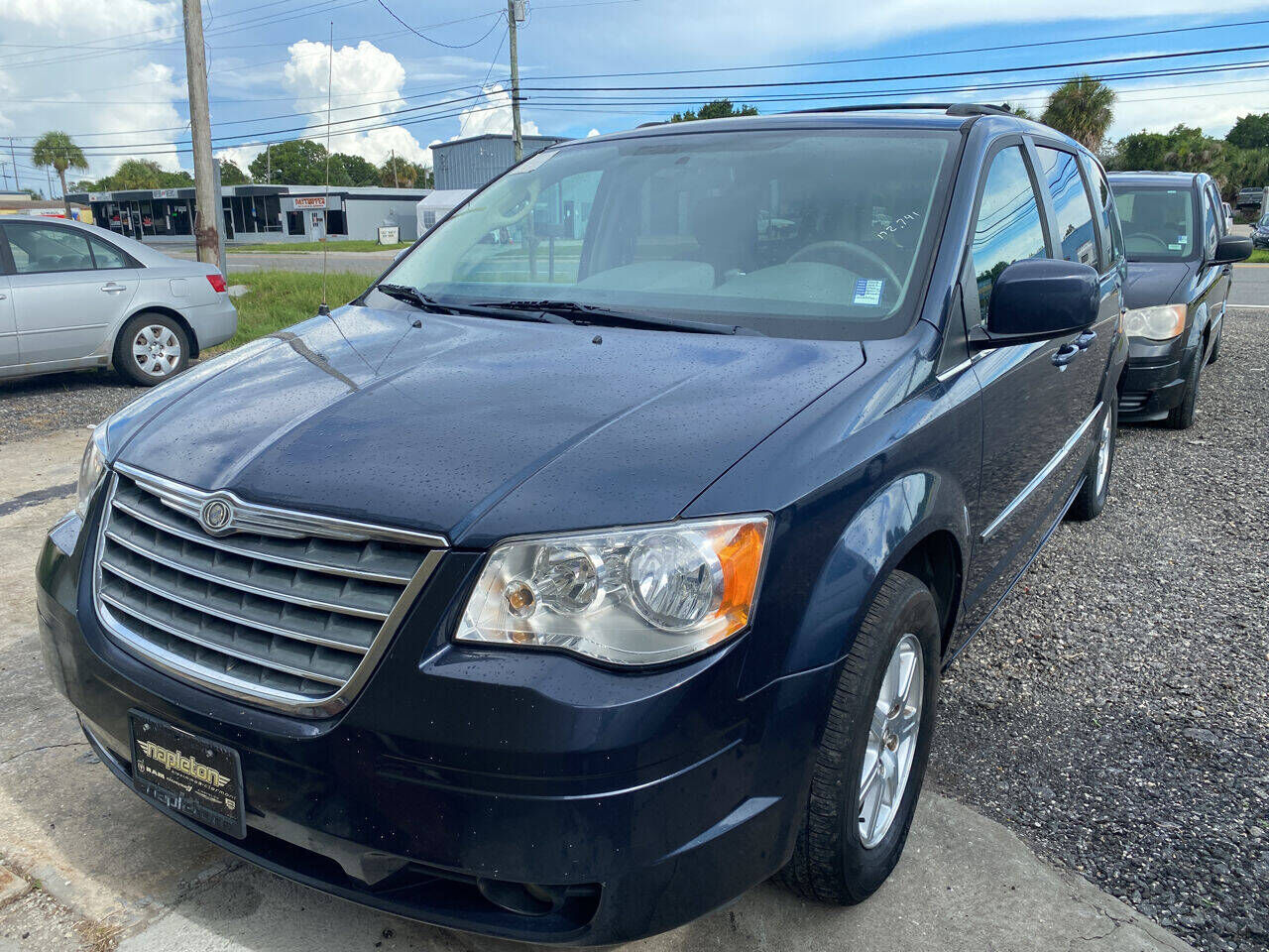 2009 CHRYSLER Town and Country