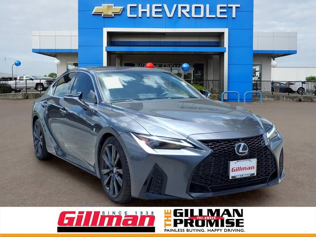 2023 LEXUS IS