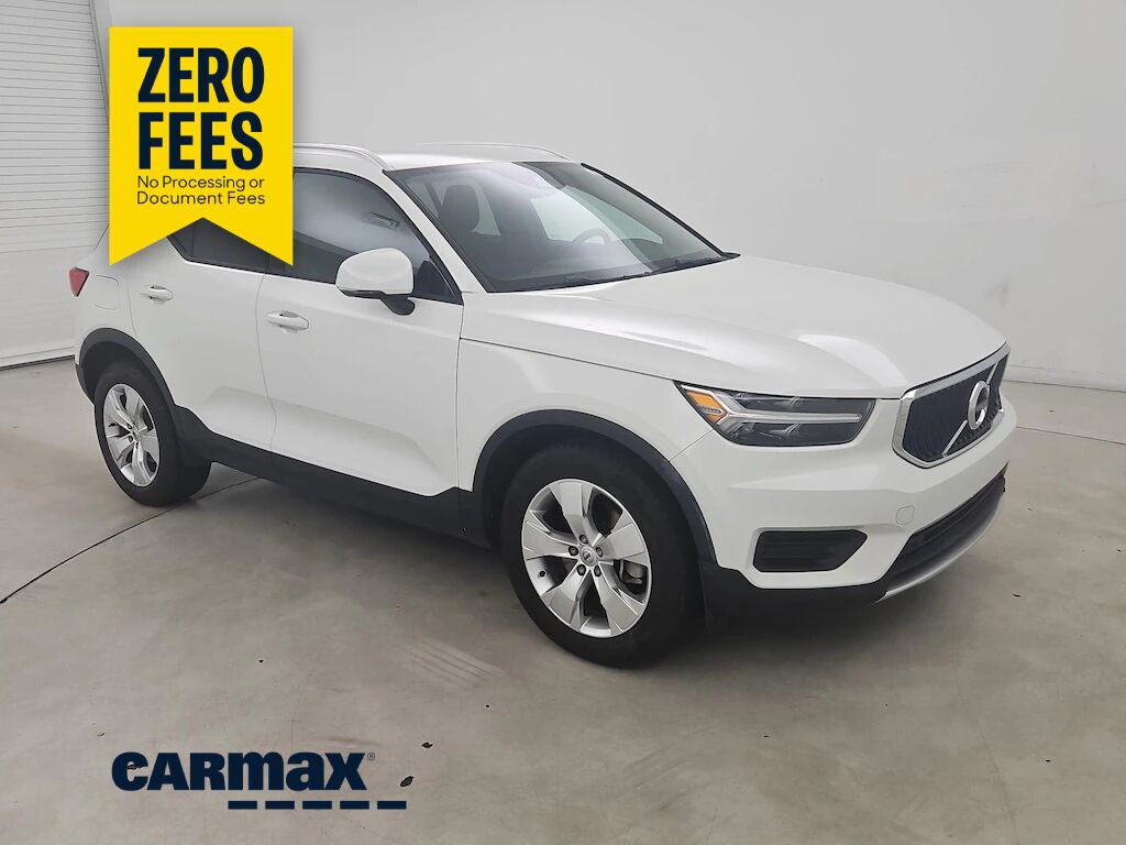 2020 VOLVO XC40