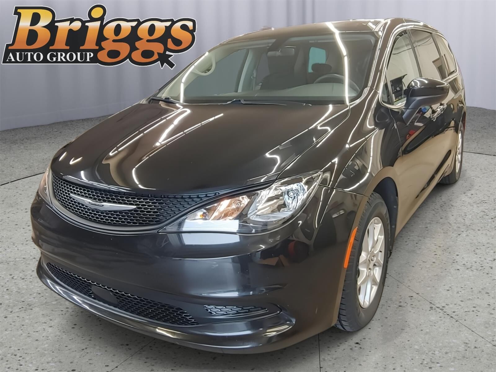 2022 CHRYSLER Voyager