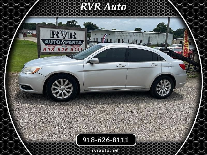 2012 CHRYSLER 200
